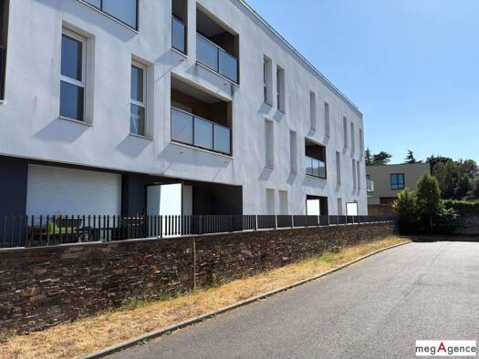 Appartement à vendre 214 950 € 3 pièces 2 chambres 59 m² Étage -1/3 Baugerie Saint-Sébastien-sur-Loire 44230