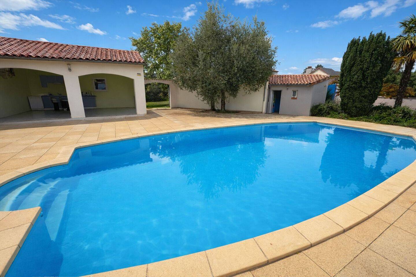 Maison à vendre, 242m², POITIERS