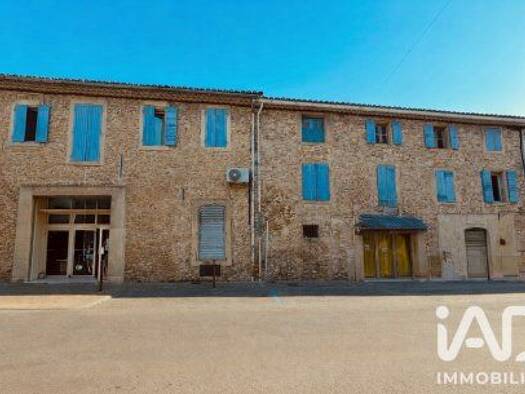 Immeuble à vendre 160 000 € 163 m² Jonquières 84150