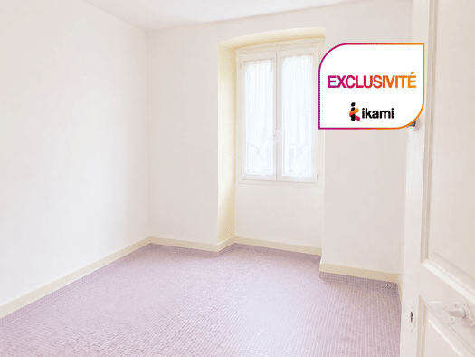 Appartement à vendre 75 000 € 3 pièces 2 chambres 60 m² Étage 2/2 Chomérac 07210
