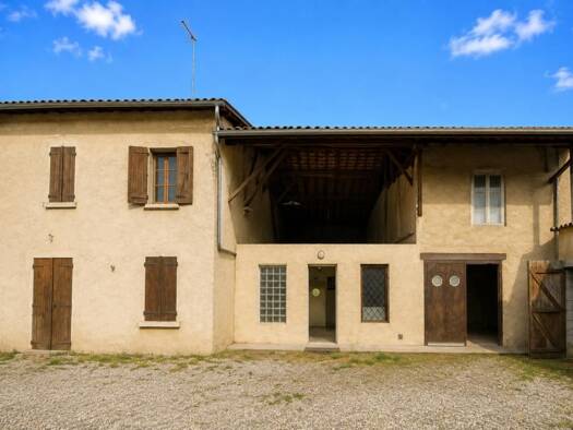 Maison à vendre 136 500 € 5 pièces 3 chambres 145 m² 445 m² de terrain Saint-Siméon-de-Bressieux 38870