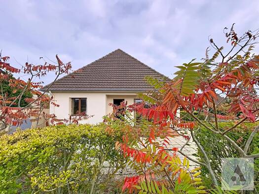 Maison de plain-pied à vendre 385 350 € 5 pièces 4 chambres 92 m² 381 m² de terrain Riva Bella Ouistreham 14150