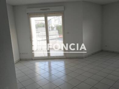 Appartement à louer 535 € 2 pièces 1 chambre 47,6 m² RDC Gond-Pontouvre 16160