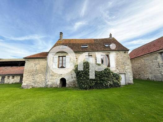 Ferme à vendre 169 900 € 6 pièces 4 chambres 130 m² 1 800 m² de terrain Centre Soissons 02200