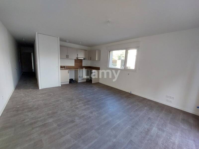 Maison à louer, 62m², CHARTRES DE BRETAGNE