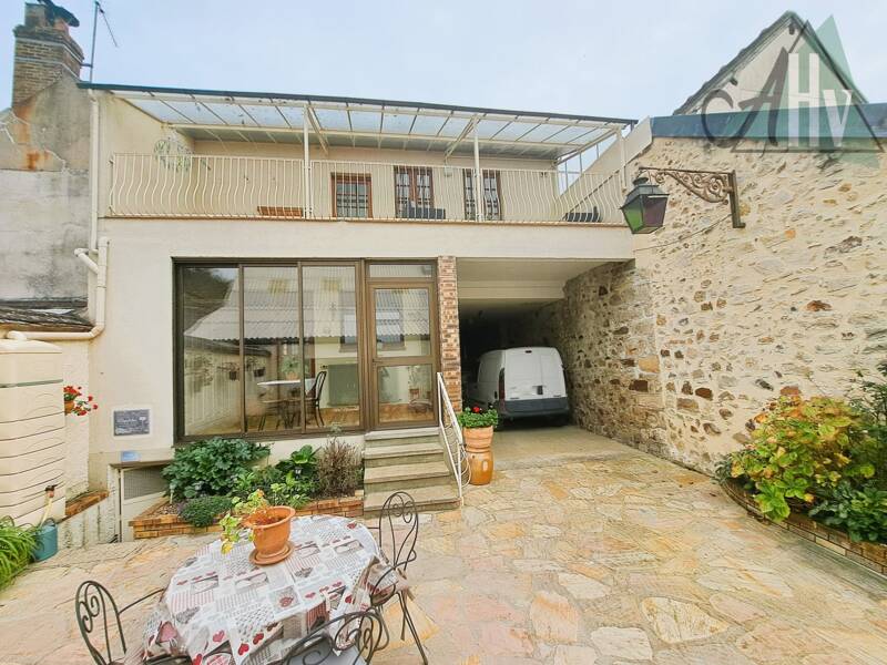Maison à vendre, 182m², VILLENEUVE LA GUYARD