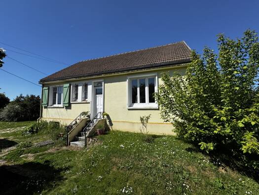 Maison à vendre 135 000 € 4 pièces 3 chambres 93 m² 843 m² de terrain La Loupe 28240