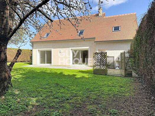 Maison à louer 1 360 € 5 pièces 4 chambres 127 m² 732 m² de terrain Mondrainville 14210