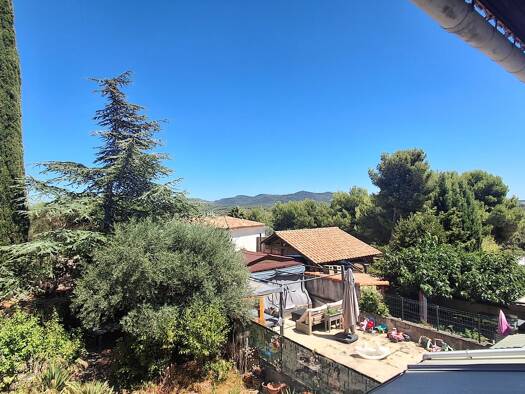 Maison à vendre 342 000 € 5 pièces 3 chambres 107 m² 175 m² de terrain Castors-Bedoule Septèmes-les-Vallons 13240