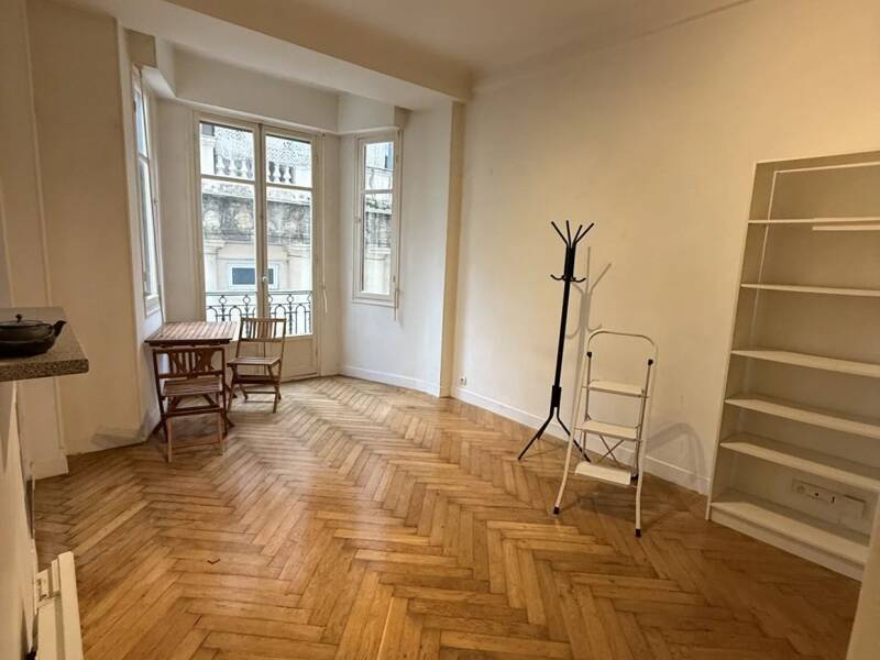 Maison à louer, 29m², NICE