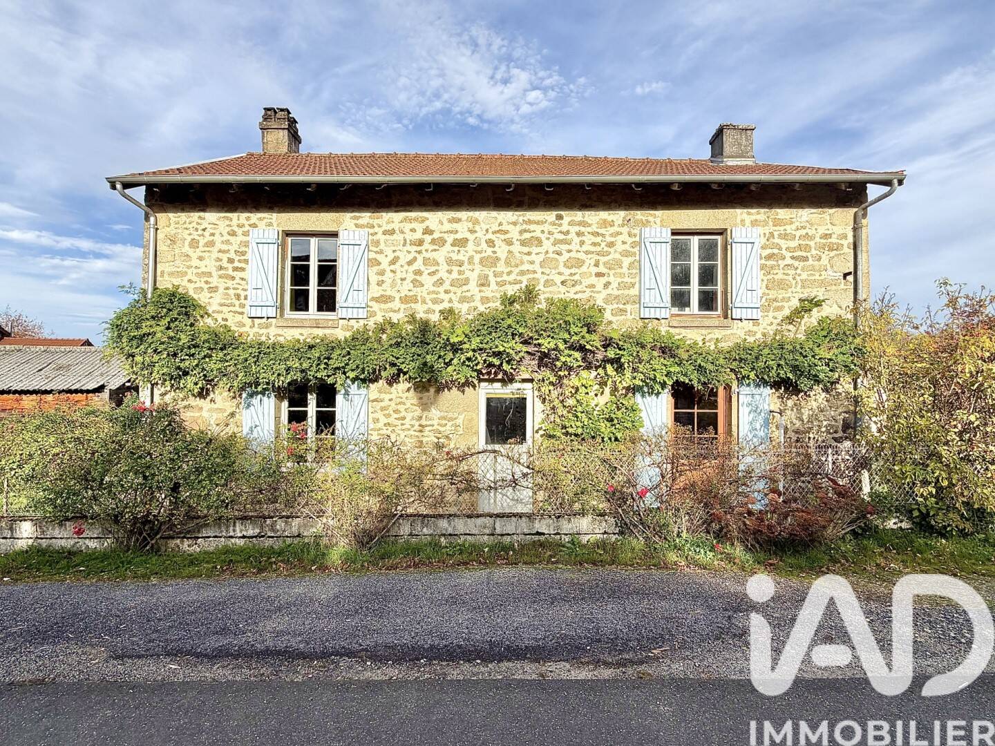 Maison à vendre, 198m², PEYRAT LE CHATEAU