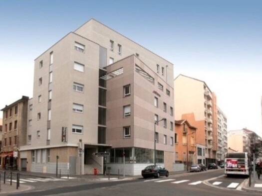 Appartement à vendre 65 000 € 1 pièce 18 m² 6ème étage République Tolstoi Villeurbanne 69100
