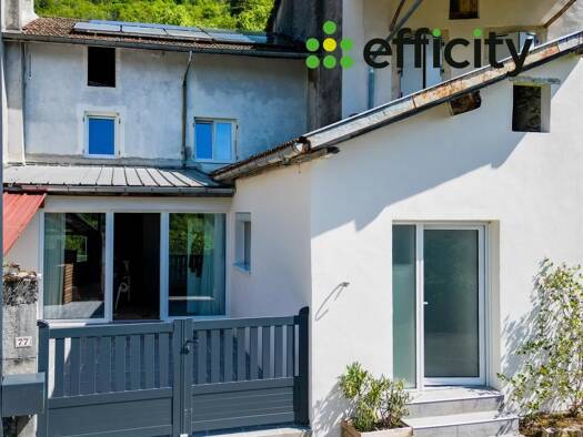 Maison de plain-pied à vendre 225 000 € 5 pièces 3 chambres 102 m² 1 495 m² de terrain Cheignieu-la-Balme 01510
