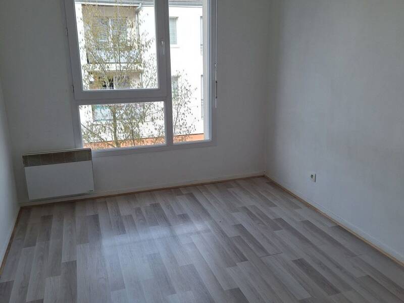 Maison à louer, 50m², SAVIGNY LE TEMPLE