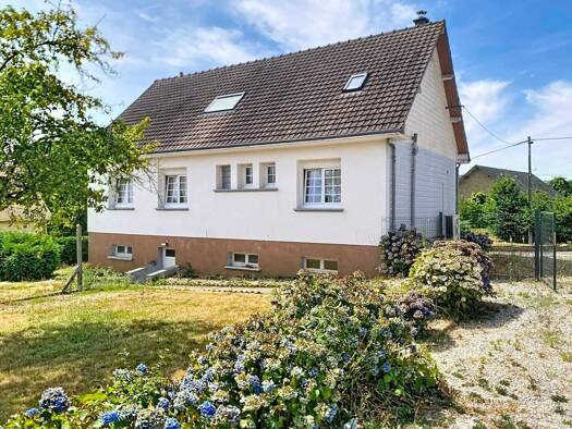 Maison à vendre 159 000 € 6 pièces 4 chambres 126 m² 1 035 m² de terrain Les Monts d'Andaine 61600