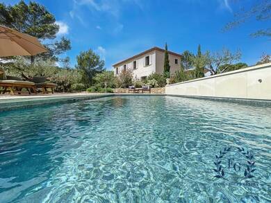 Maison à vendre 1 160 000 € 6 pièces 4 chambres 186,5 m² 4 874 m² de terrain Cotignac 83570