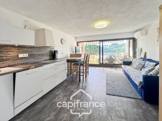 Appartement à vendre 355 000 € 3 pièces 2 chambres 51 m² Étage 3/3 Centre Bormes-les-Mimosas 83230