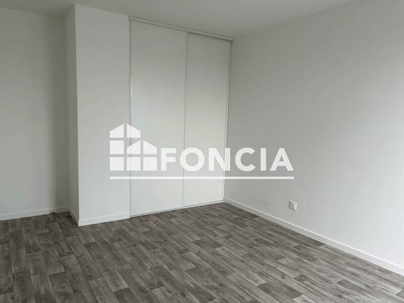 Maison à louer, 82m², COLOMBELLES