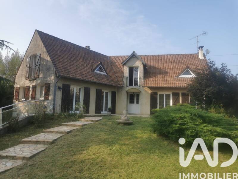 Maison à vendre, 260m², SAINT SAUVEUR SUR ECOLE