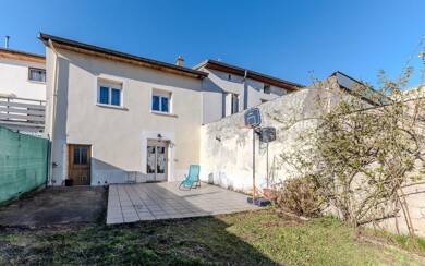 Maison à vendre 275 000 € 6 pièces 4 chambres 211 m² 148 m² de terrain Centre Ville-Chenevières-Parc Essey-Lès-Nancy 54270