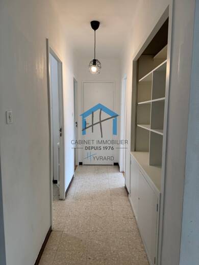 Appartement à louer 750 € 4 pièces 3 chambres 80 m² 2ème étage St Chamond 42400