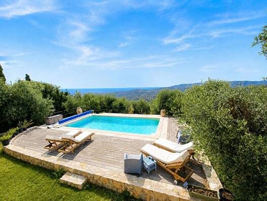 Villa à vendre 890 000 € 6 pièces 5 chambres 202 m² 1 600 m² de terrain Spéracèdes 06530