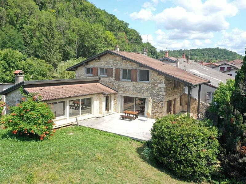 Maison à vendre, 200m², NEUVILLE SUR AIN