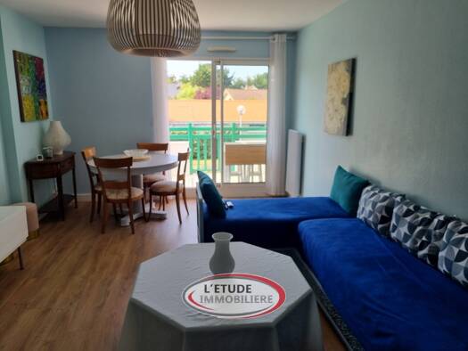 Appartement à louer 870 € 3 pièces 2 chambres 61 m² Étage 1/2 La Baule Escoublac 44500