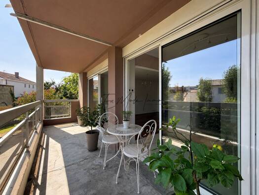 Appartement à vendre 209 000 € 3 pièces 2 chambres 69,14 m² RDC/7 Bourg-lès-Valence 26500