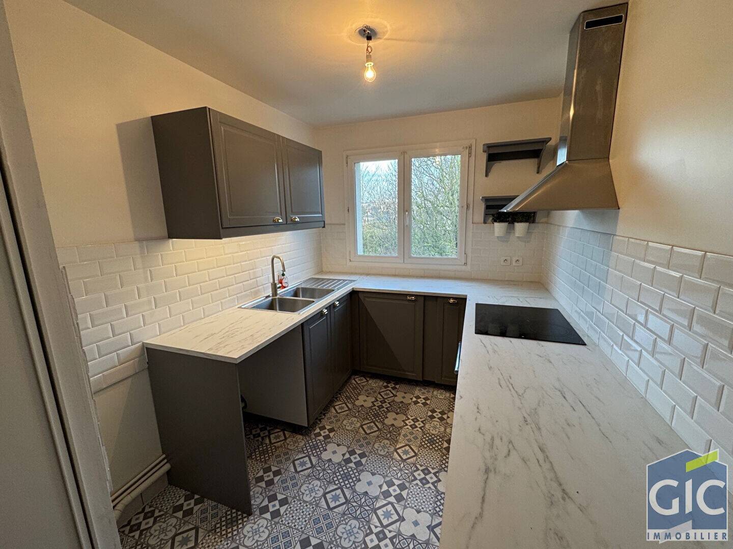 Maison à louer, 71m², CAEN