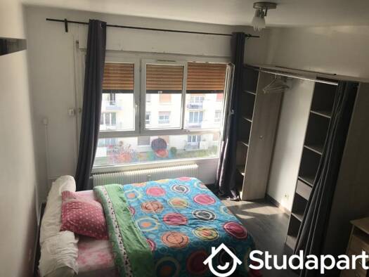Colocation à louer 580 € 1 pièce 1 chambre 11 m² 4ème étage Main de Fer Houilles 78800