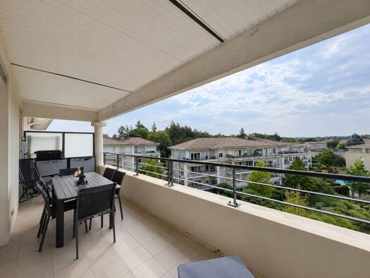 Appartement à vendre - Première occupation 225 680 € 2 pièces 1 chambre 38,66 m² Étage 3/3 Vourles 69390