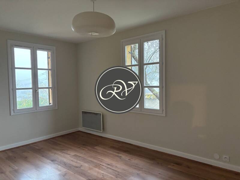 Maison à louer, 147m², SAINT GENIS LES OLLIERES