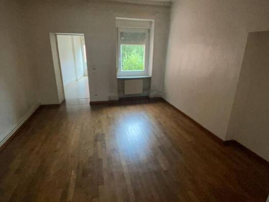 Appartement à louer 750 € 5 pièces 2 chambres 96 m² Étage 1/2 Centre Ville Sarreguemines 57200