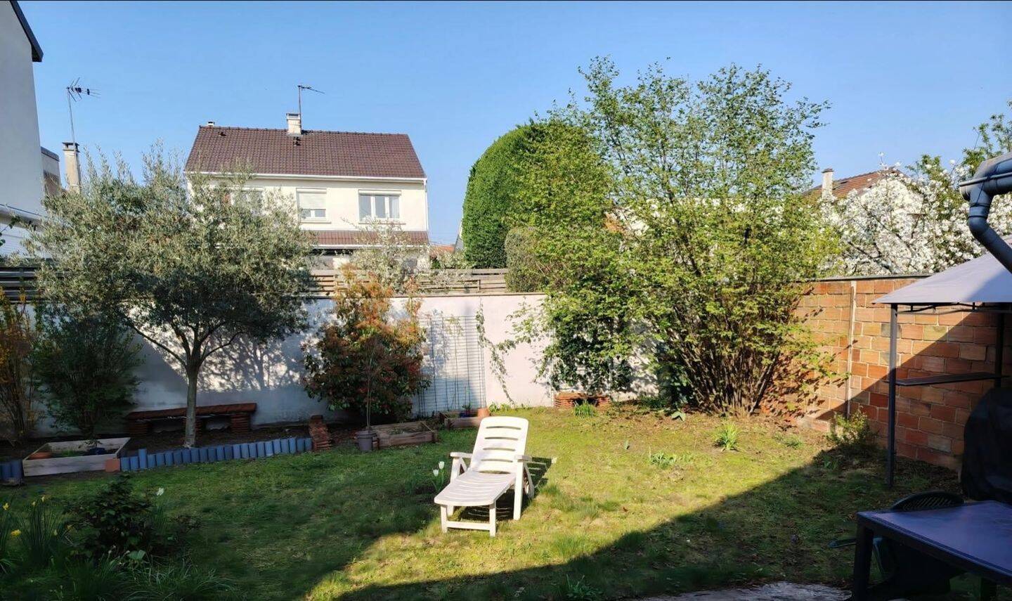 Maison à vendre, 114m², SAINT MAUR DES FOSSES