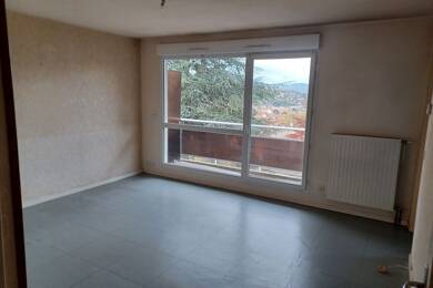 Appartement à vendre 70 000 € 2 pièces 48 m² Étage 1/4 Guitard-Roche Arnaud Le Puy-en-Velay 43000