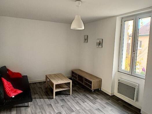 Appartement à louer 250 € 1 pièce 28,5 m² 1 étages Fours à Chaux Montluçon 03100