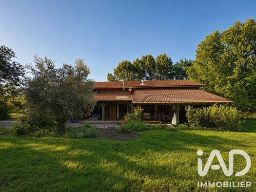 Maison à vendre 1 130 000 € 6 pièces 5 chambres 300 m² 15 000 m² de terrain Chante Cigale Gujan-Mestras 33470