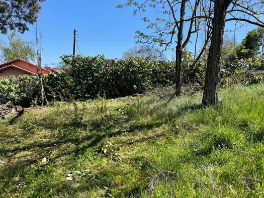 Terrain constructible viabilisé à vendre 125 000 € 549 m² de terrain Pompertuzat 31450