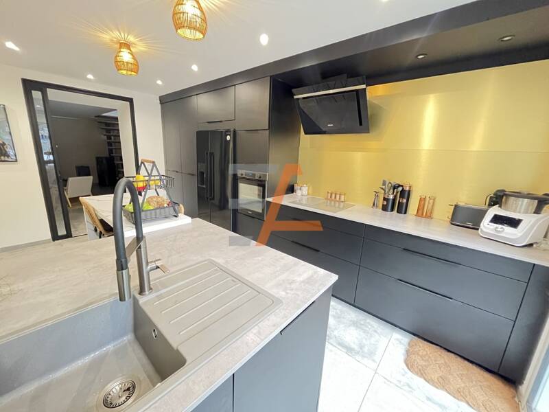 Maison à vendre, 130m², SAINT ETIENNE