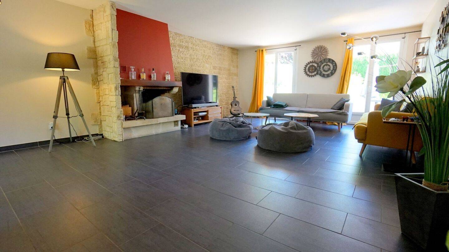Maison à vendre, 168m², MEZIERES SUR SEINE