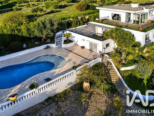 Maison à vendre 2 400 000 € 10 pièces 5 chambres 366 m² 2 300 m² de terrain Tuiliere-La Tour-Les Iscles-Les Crottes Saint-Laurent-du-Var 06700