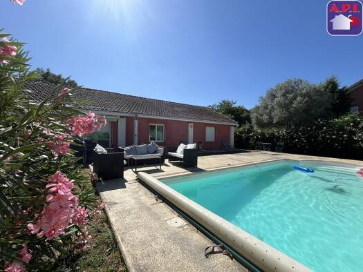 Maison de plain-pied à vendre 274 900 € 4 pièces 2 chambres 145 m² 846 m² de terrain Centre Ancien Pamiers 09100