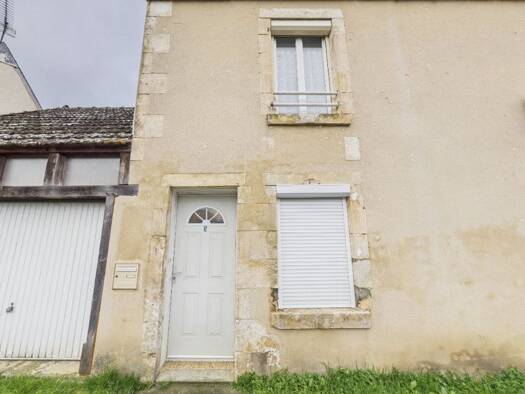 Maison à vendre 93 000 € 4 pièces 2 chambres 99 m² 107 m² de terrain Saint-Août 36120