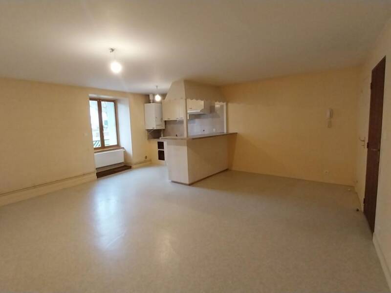 Maison à louer, 75m², SAINT YRIEIX LA PERCHE