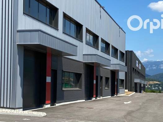 Local commercial à louer 1 746 € Ouest Voiron 38500