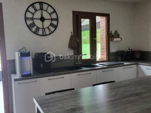 Maison à vendre 322 000 € 6 pièces 4 chambres 189 m² 1 800 m² de terrain Senlis-le-Sec 80300