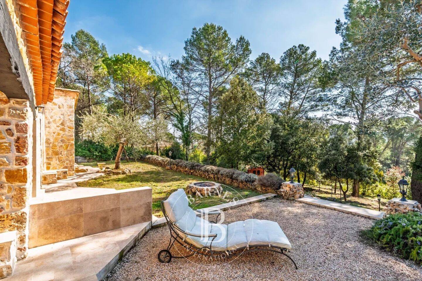 Maison à vendre, 150m², BAGNOLS EN FORET