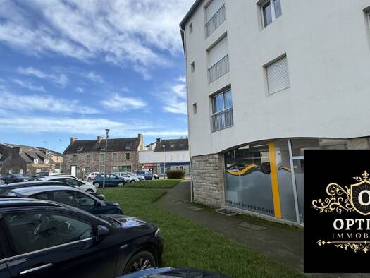 Local commercial à louer 880 € 78 m² de surface de vente Paimpol 22500