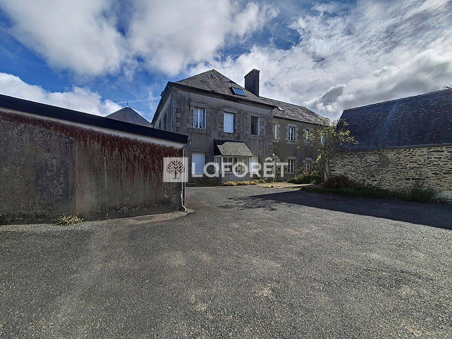 Maison à vendre, 382m², PLEYBER CHRIST